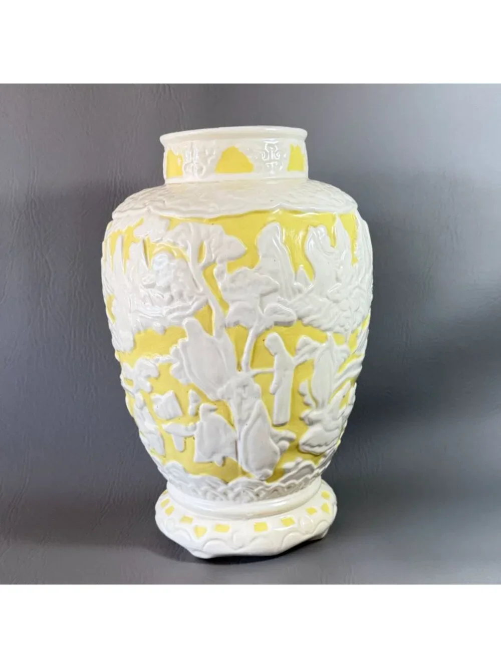 Vintage Stangl Pottery Chinoiserie Vase Yellow White Pagoda Relief Irene 11
